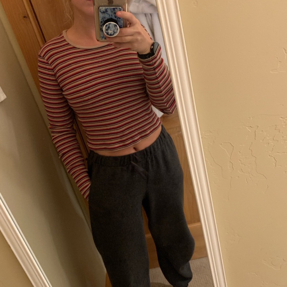 Brandy Melville cropped long sleeve